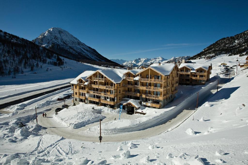 Residence Club Mmv Le Hameau Des Airelles **** Монженевр Екстер'єр фото